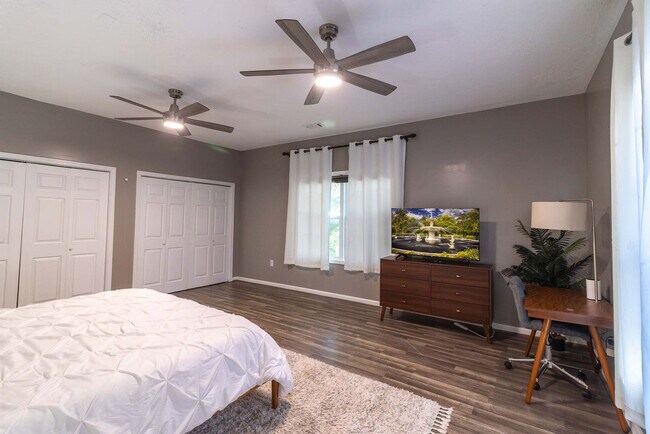 Building Photo - 9 Walthour Cove