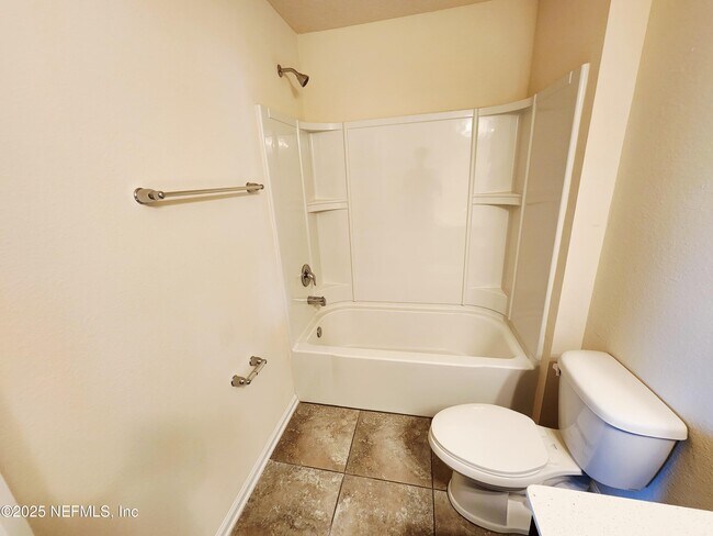 Building Photo - 99 Bush Pl