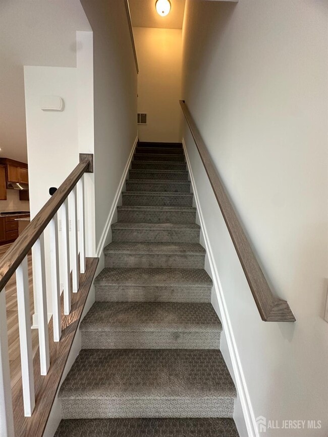 Building Photo - 10102 Donatello Dr