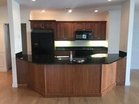 Building Photo - 10 Northwood Dr