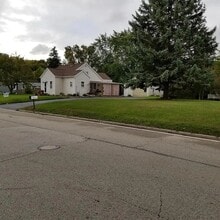 Building Photo - 509 S Oxford Ave