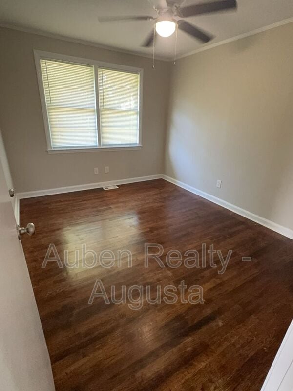 Building Photo - 3524 Rainbow Rd