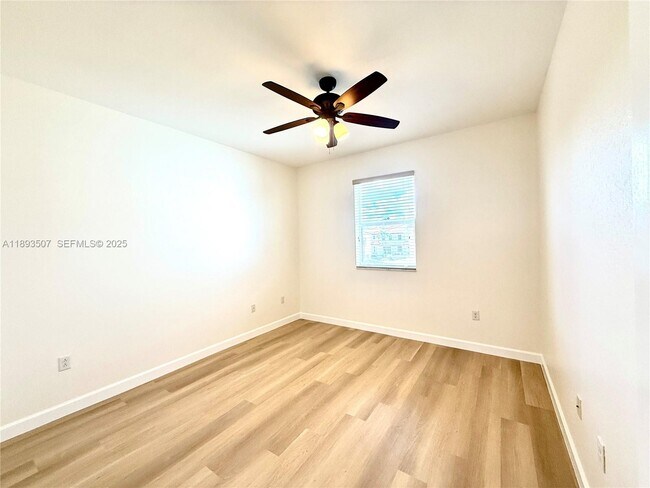 Building Photo - 9446 SW 170th Passage