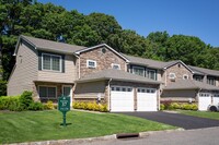 Building Photo - 5000 Townehouse Dr