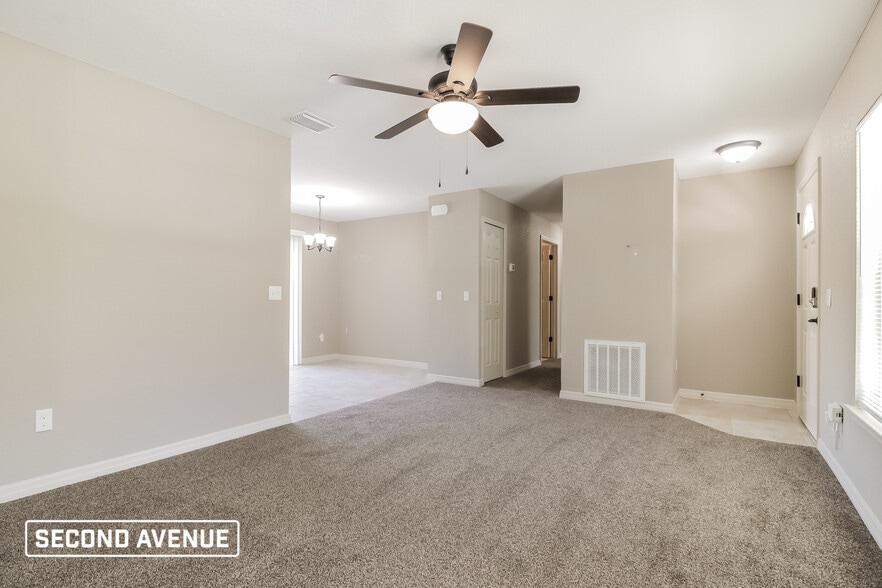 Building Photo - 3253 SE 143rd Ln