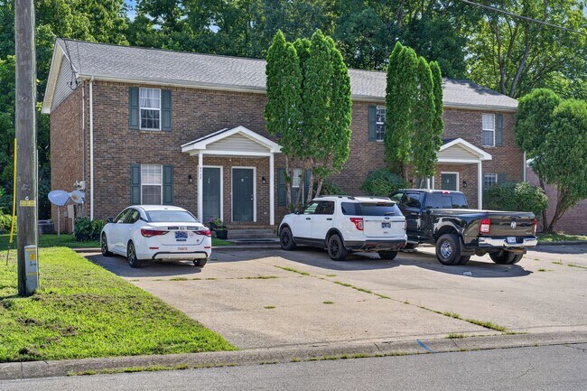 Building Photo - 1731 Baltimore Dr