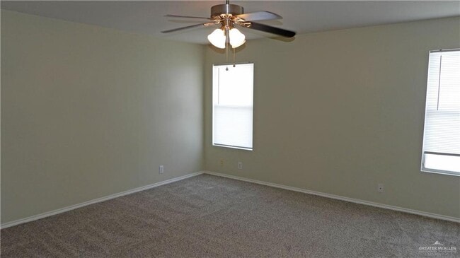 Building Photo - 14 19th St