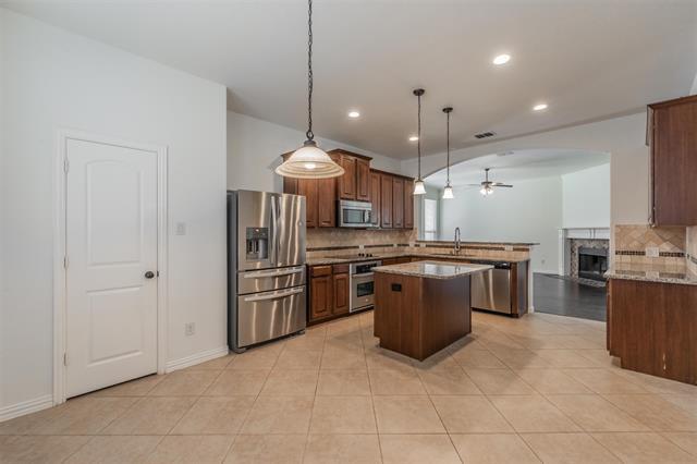 Building Photo - 15300 Mallard Creek St