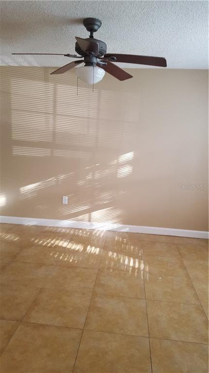 Building Photo - 2041 Dixie Belle Dr