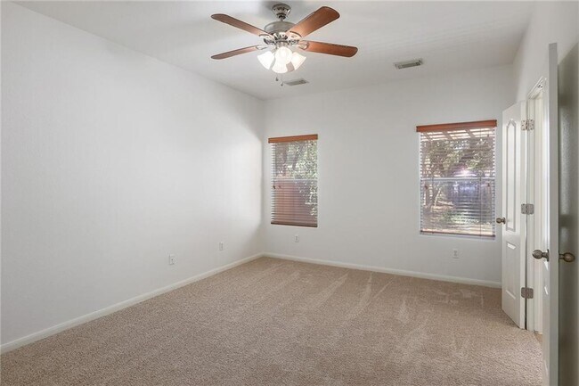 Building Photo - 2125 Amur Dr