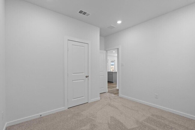 Building Photo - 17219 Bluebonnet Creek Trl