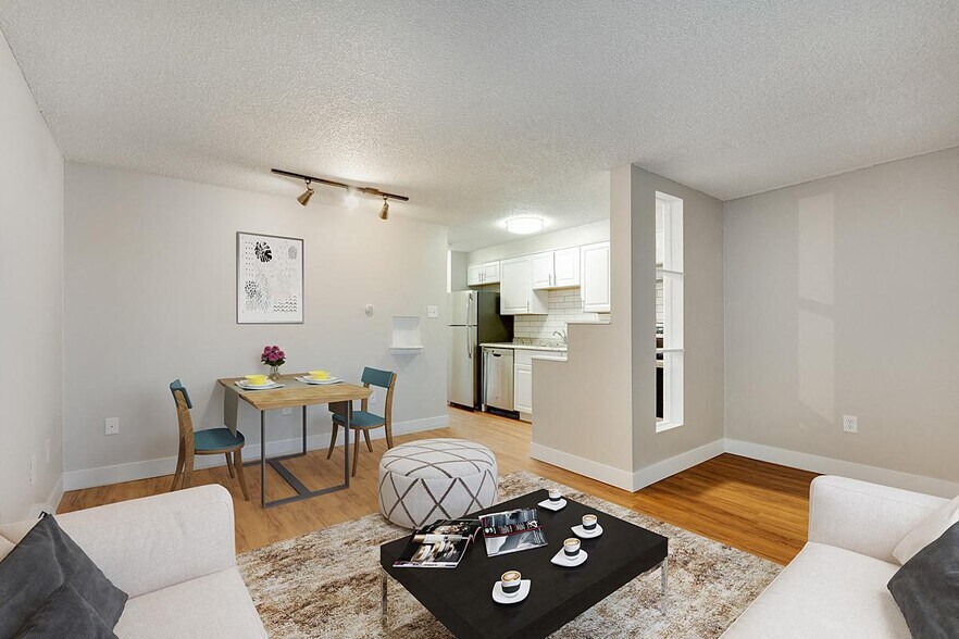 Building Photo - 60 South