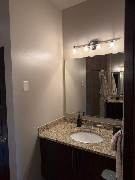 Building Photo - 150 Village Crossing Way