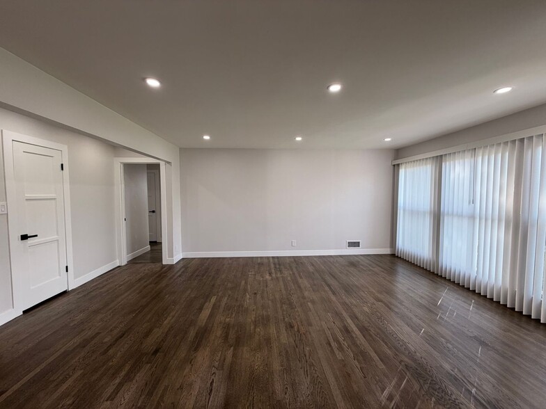 Building Photo - Stylish Fully Renovated 3-Bedroom Home with a Large Backyard