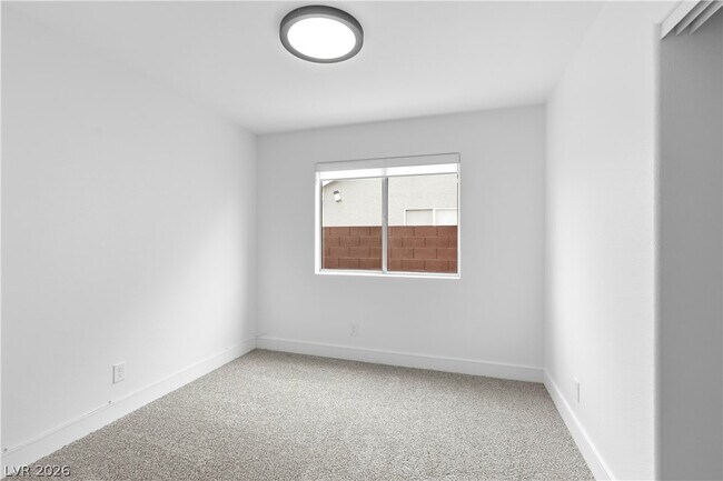 Building Photo - 4818 Carefree Dr