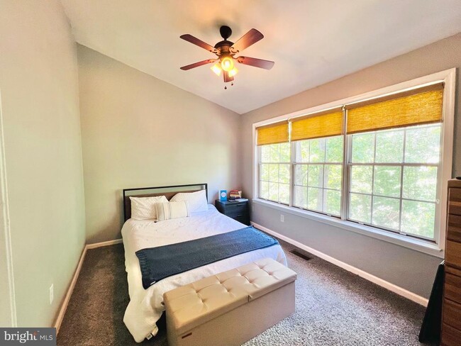 Building Photo - 12298 Granada Way