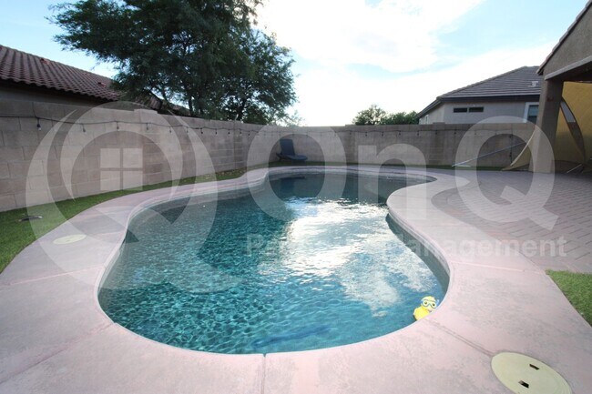 Building Photo - 11879 W Byron Wolfe Dr