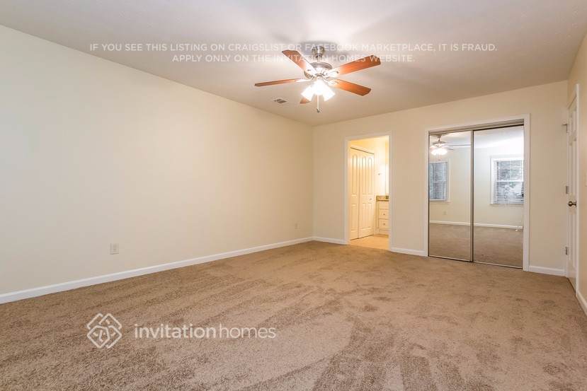 Building Photo - 945 Daisy Ct NW
