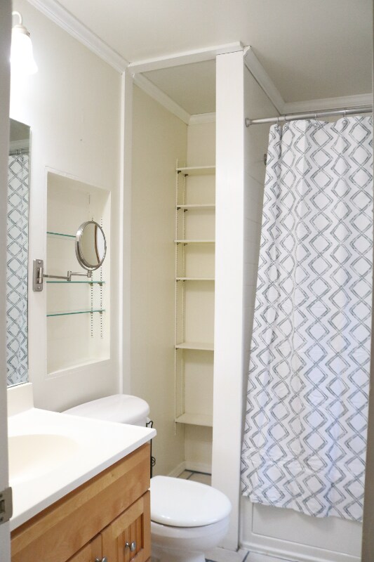 Building Photo - 7102 Moat Cove