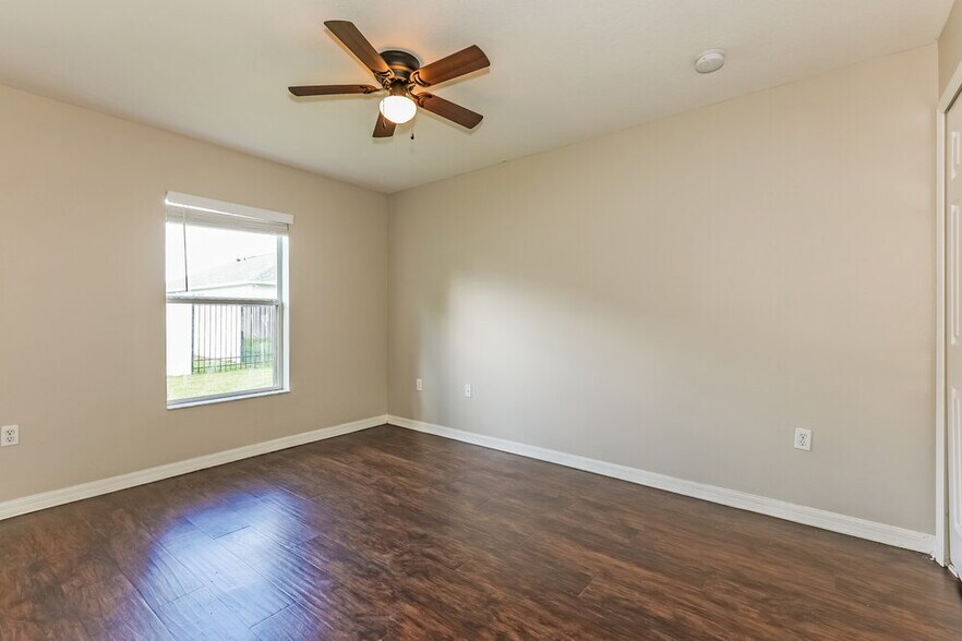 Building Photo - 436 Fish Hawk Dr