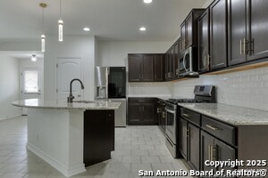 Building Photo - 8732 Ironwood Hill