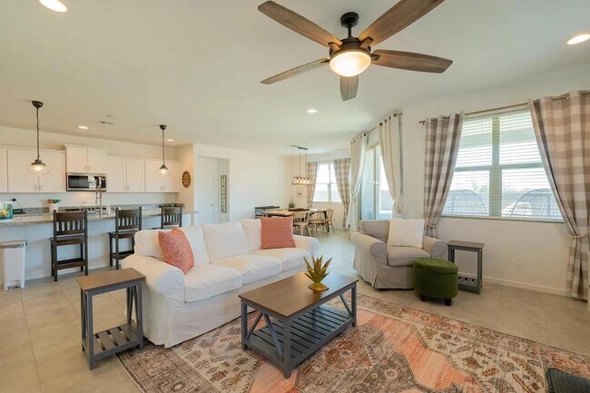 Building Photo - 2639 E Alida Trail