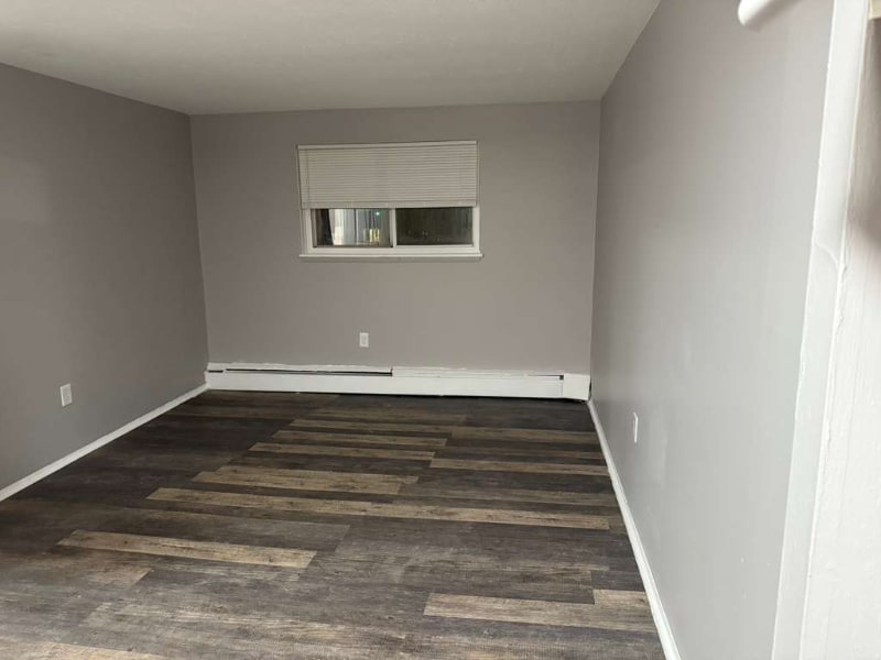 Building Photo - 13540 Superior Rd