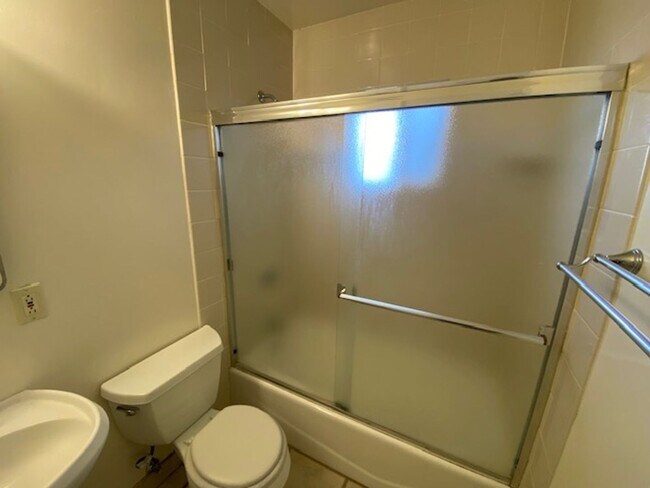 Building Photo - 306 Lobos Ave