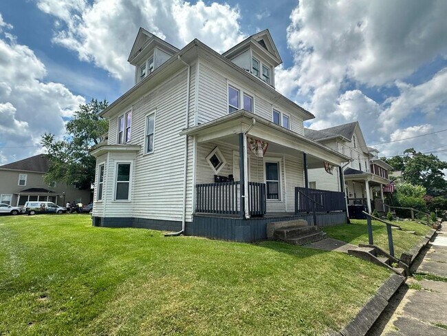 Building Photo - 51 E North St