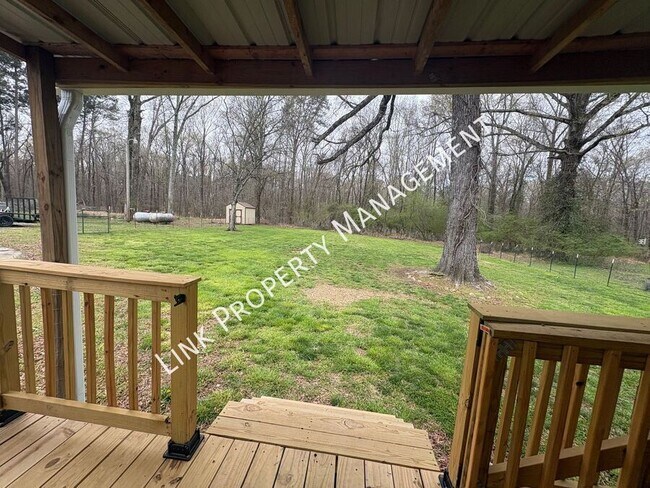 Building Photo - 8233 Harrison Bay Rd