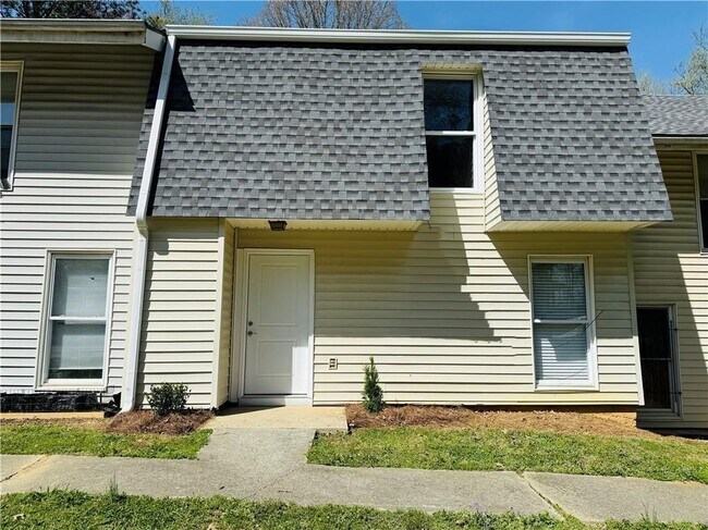 Building Photo - 4383 Idlewood Ln