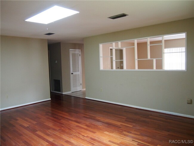 Building Photo - 5111 Magnolia Ridge Rd