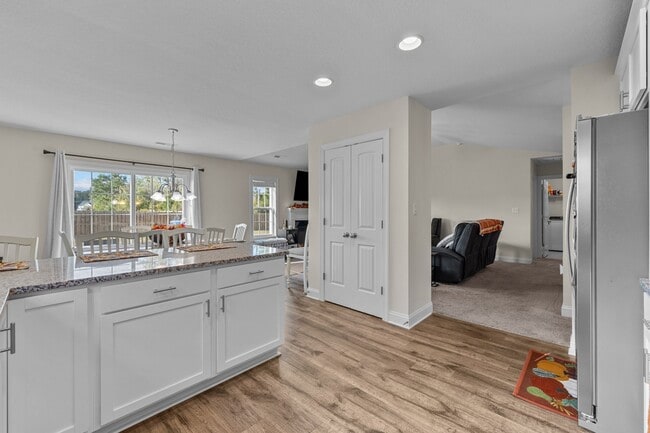 Building Photo - 517 Indigo Johnston Dr