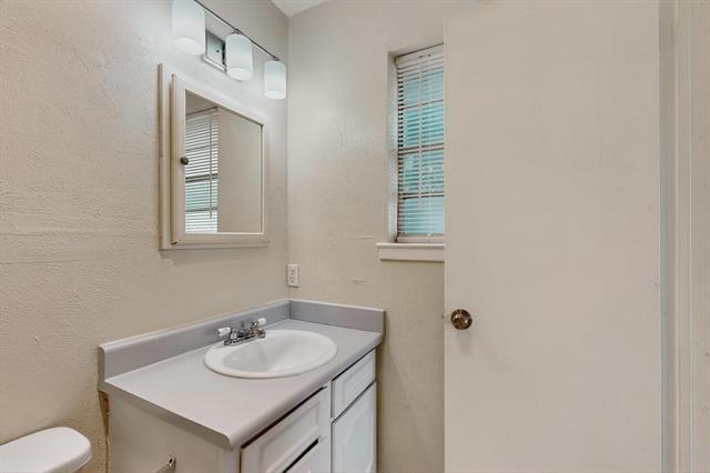 Building Photo - 1405 Aldenwood Dr