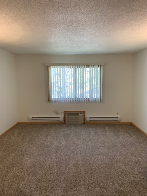 Building Photo - 4404 Markle Rd