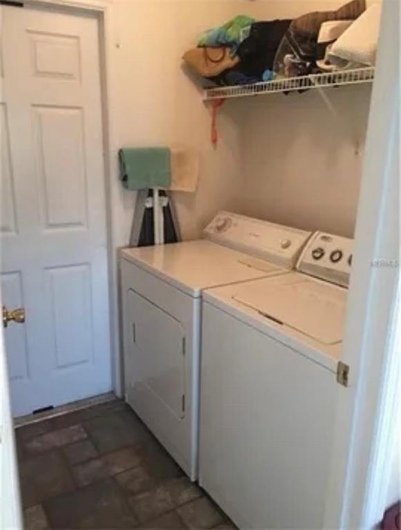 Building Photo - 722 Rollins Dr