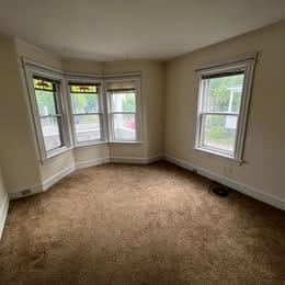 Building Photo - 307 Colchester Ave