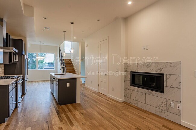 Building Photo - 1286 Osceola St