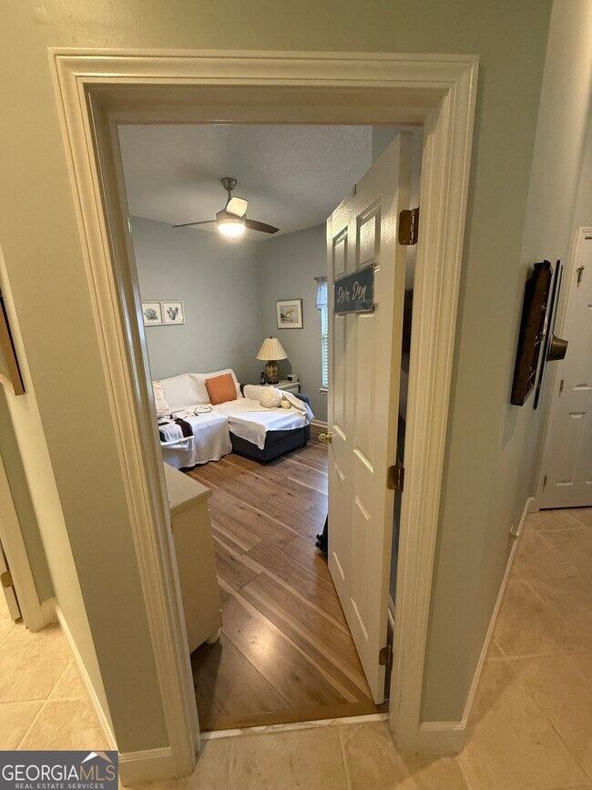 Building Photo - 1403 Tanager Trail