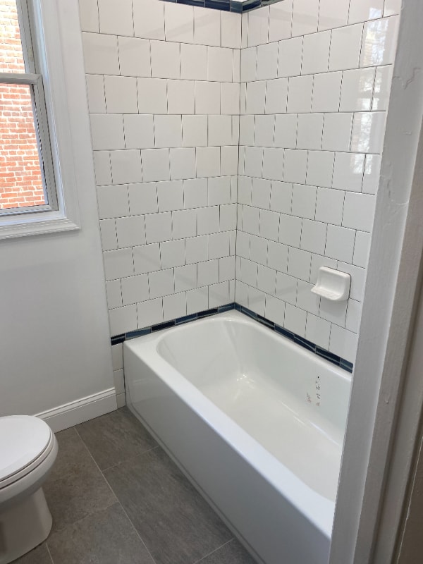 Building Photo - 3914 9th St NE