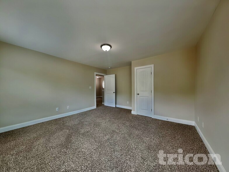 Building Photo - 48 Gold Cup Ct