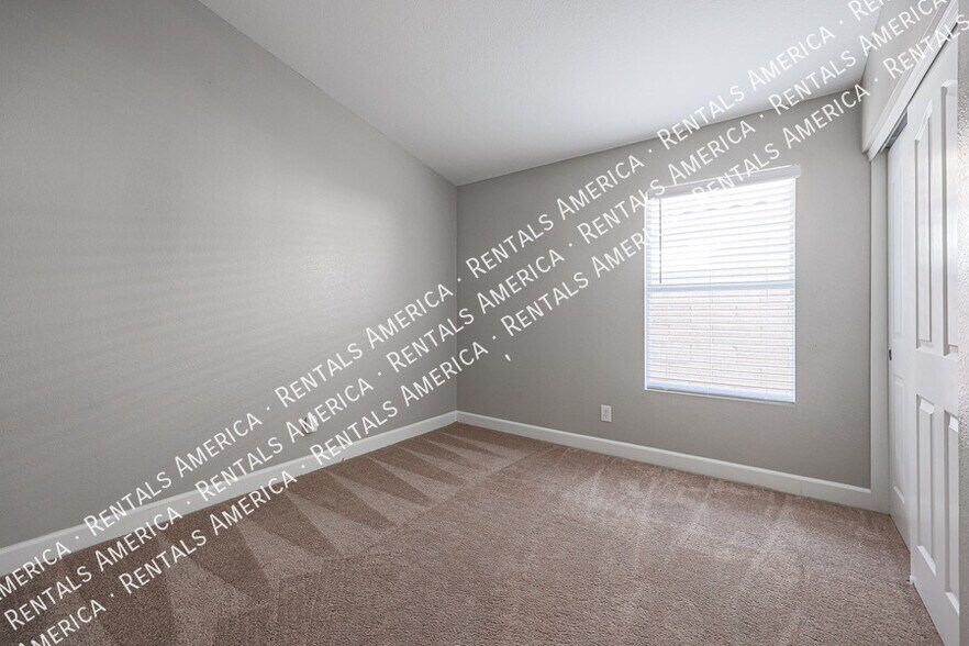 Building Photo - 3229 E Brookwood Ct