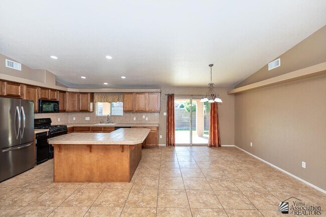 Building Photo - 11845 E 27th Pl