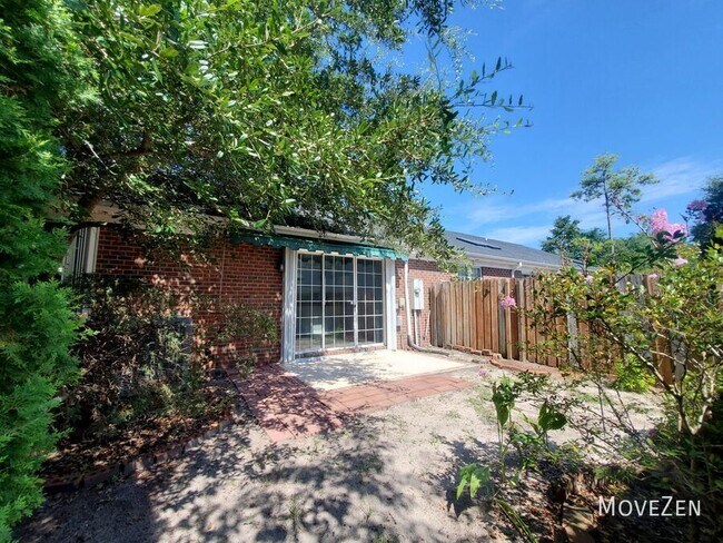 Building Photo - 5006 Carleton Dr