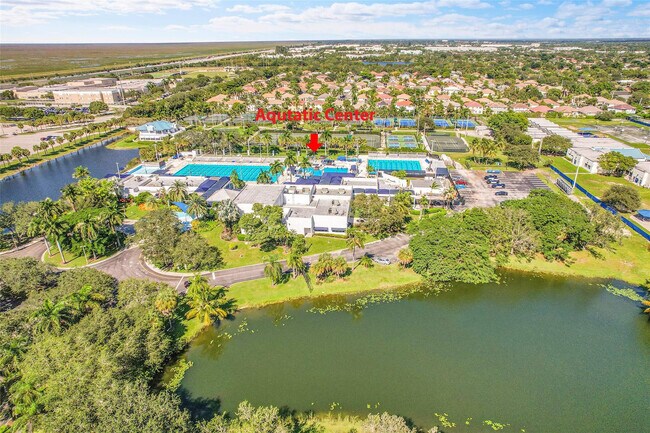 Building Photo - 12244 Royal Palm Blvd