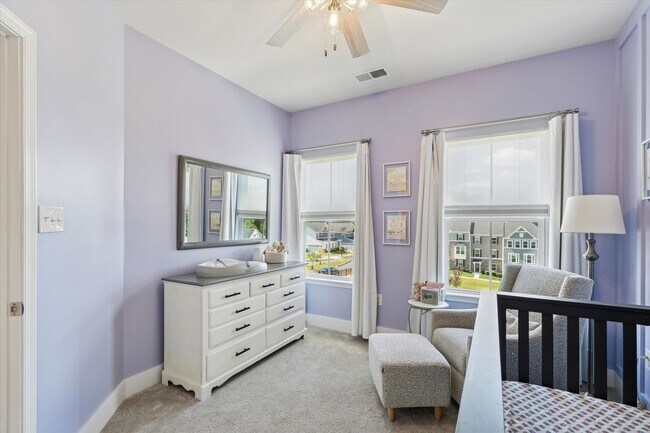 Building Photo - Beautiful 3B/2.5B Townhome in Downingtown ...