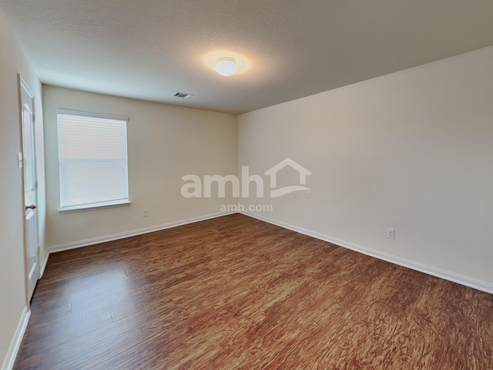 Building Photo - 19800 Andrew Johnson Dr