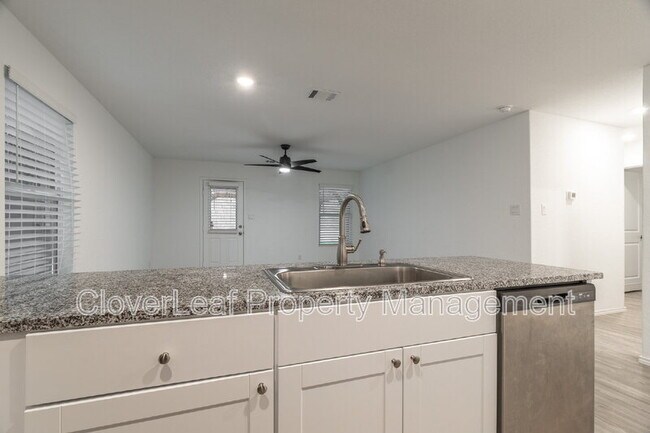 Building Photo - 5507 Basil Chase