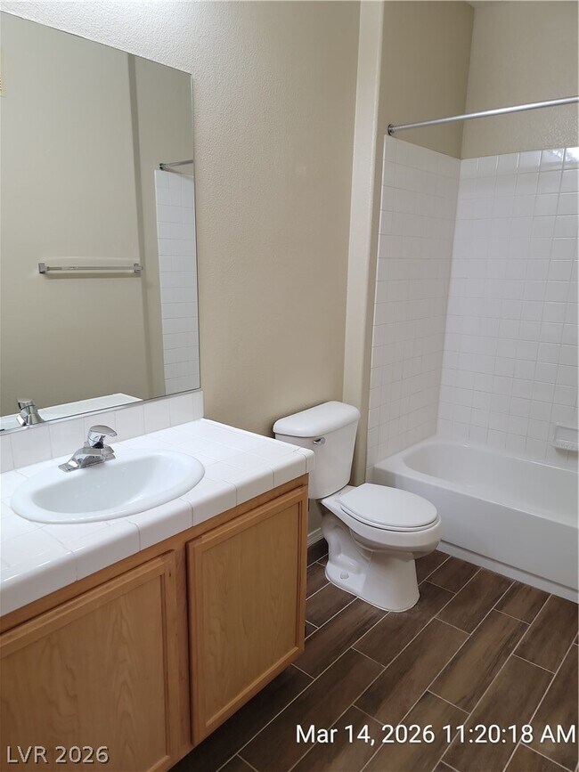 Building Photo - 1050 E Cactus Ave