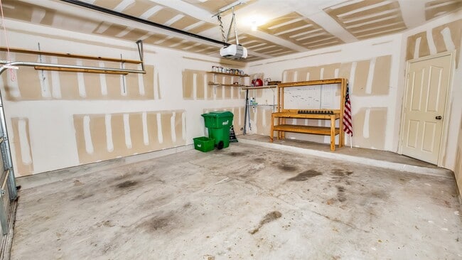 Building Photo - 1724 Don Alejandro